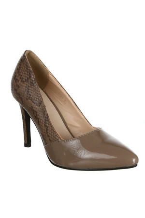 Beautiful pumps with snake pattern and shiny toe. Material: synthetic material.