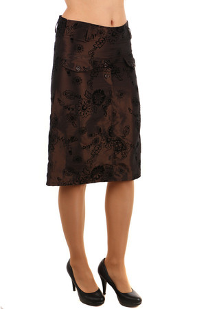 Stylish ladies elegant skirt with delicate flower pattern. Hidden zip on the side. Midi knee length. Material: 100% polyester
