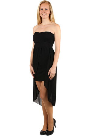 Extraordinary dress with siding. Strapless design. Material: 95% polyester, 5% elastane. Import: Italy