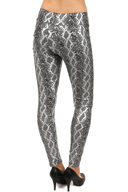 Women's shiny leggings with patterns
