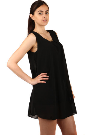 Free layered long top with a back cut. Can be combined with leggings. Import: Italy Material: 95% polyester, 5% elastane