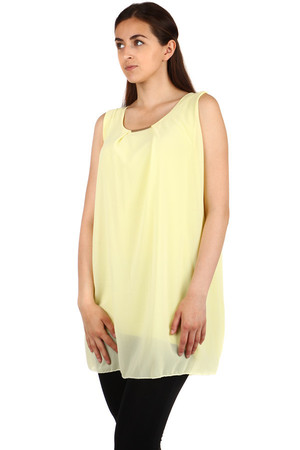 Free layered long top with a back cut. Can be combined with leggings. Import: Italy Material: 95% polyester, 5% elastane