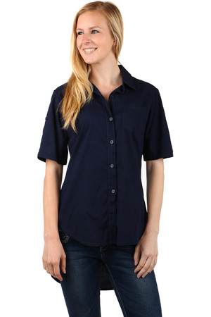 Women's comfortable shirt with short sleeves. Button fastening. Longer rear part. Import: Italy Material: 95% cotton, 5%