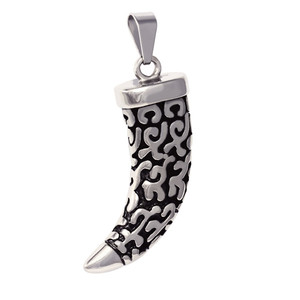Stainless steel pendant beautiful tusk. Dimensions: width 18mm, length 47mm