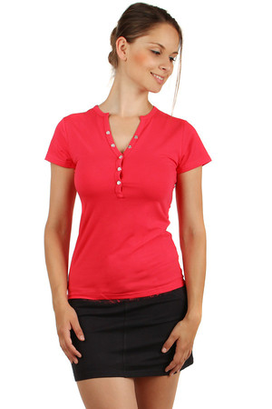 Clamshell T-shirt with patents. It's simple at the back. Material: 95% cotton, 5% elastane