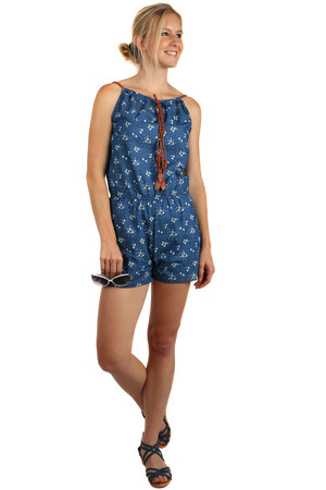 Short women's retro overall with white patterns. Drawstring can be pulled over. Material: 65% cotton, 35% polyester.