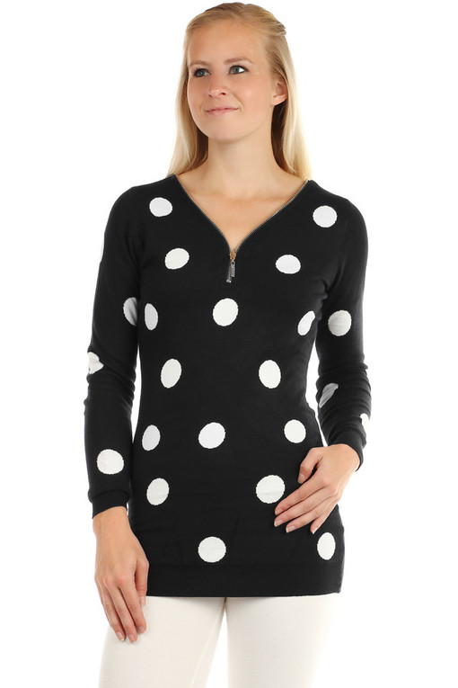 Longer women's polka-dot sweater
