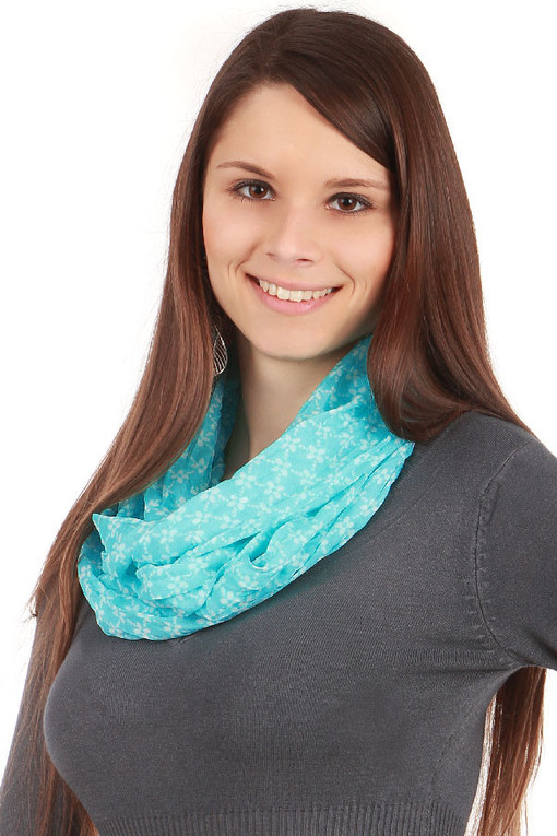 Women's tunnel scarf ornament