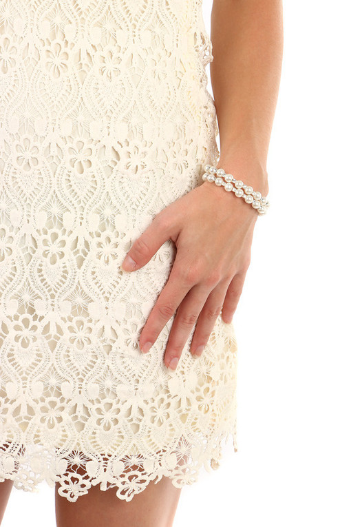 Spiral ladies bracelet with pearls