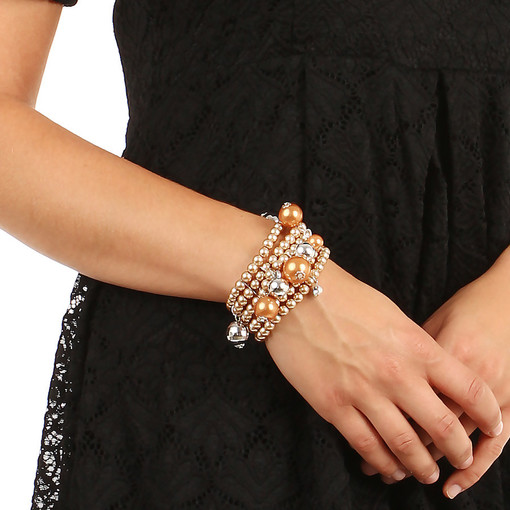 Massive ladies pearl bracelet with balls