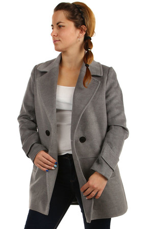 Short ladies oversized coat button. Design without hood. Suitable for winter. Material: 77% polyester, 20% viscose, 3%