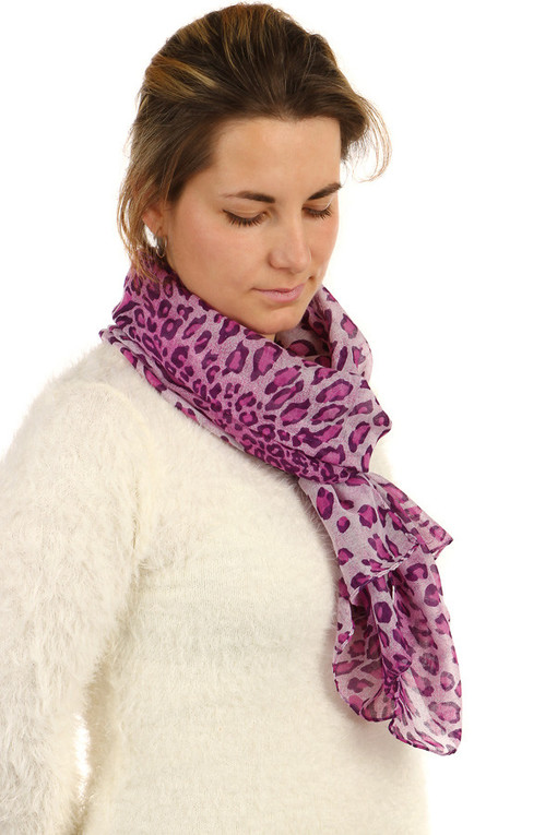Lightweight ladies scarf animal pattern