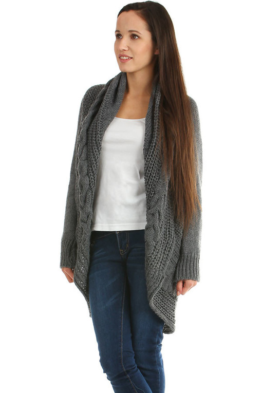 Women's knitted sweater without fastening