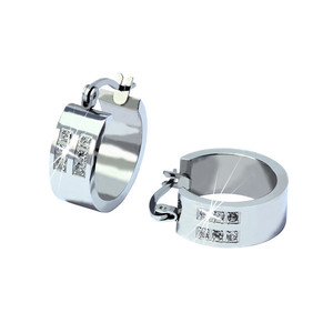 Women's classic surgical steel earrings with rhinestones. Size: diameter 17 mm.
