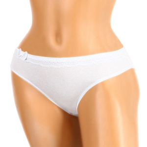Monochrome women's cotton panties with lace and ribbon. Material: 95% cotton, 5% elastane.