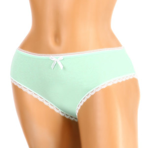 One-color women's panties lined with lace. Material: 95% cotton, 5% elastane.