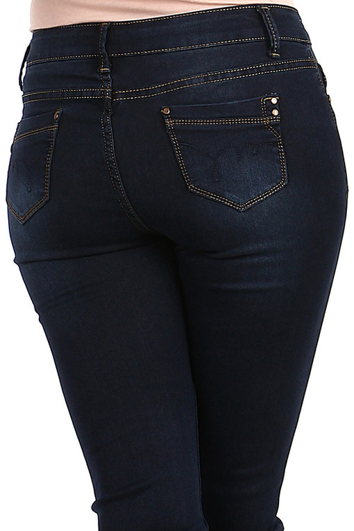 Women's jeans with a higher waist