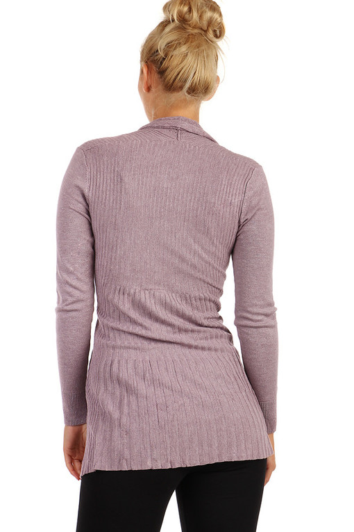 Sweater without fastening