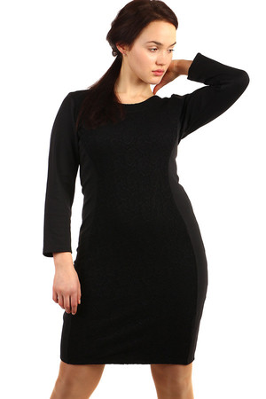 Black dress with lace and long sleeves. Suitable for full-body figures, available up to size 54. Material: 95% cotton, 5%