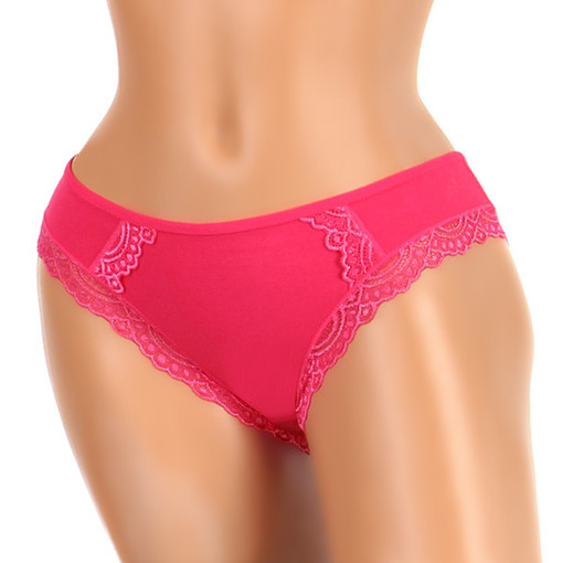 Cotton women's panties lined with lace