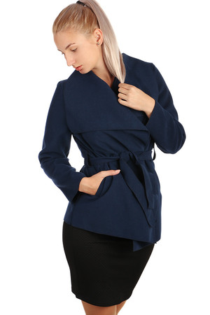 Ladies cardigan from warm material. Drawstring waist at the waist. Has a round collar and side pockets. Suitable for spring /