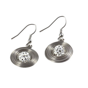 Drop earrings made of surgical steel with motif of connected circles with stones in the middle. Material: Surgical steel