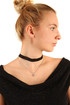 Choker in combination with a chain