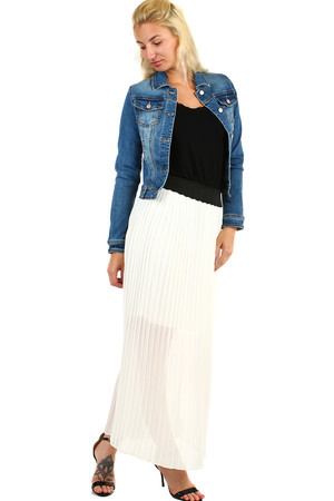 Elegant women's pleated maxi skirt with rubber at the waist. The skirt has a petticoat half-length. Material: skirt - 100%