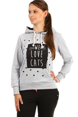 Hooded sweatshirt and the inscription We love cats. Material: 95% cotton, 5% elastane.