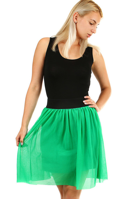 Women's short skirt with petticoat