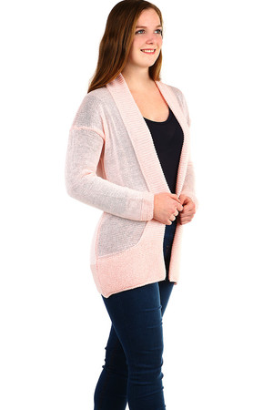Women's single-colored knitted sweater without fastening. Material: 88% acrylic, 12% nylon. Import: Italy