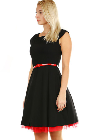 Women's short dress with short sleeves and belt. Tulle petticoat is not part of the product, it can be purchased separately.