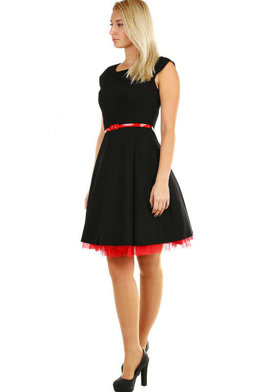 Cocktail dress with belt