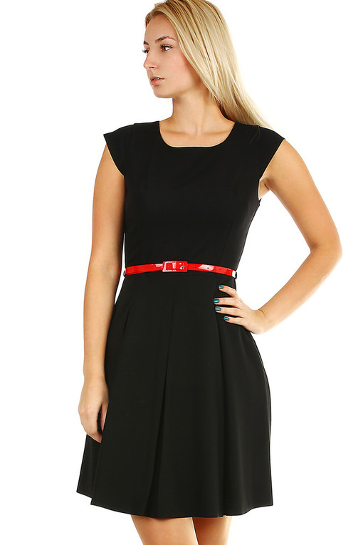 Cocktail dress with belt