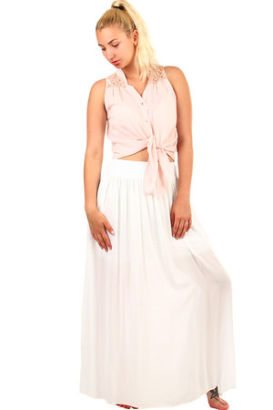 Single color summer maxi skirt with pockets and belt. Material: 100% viscose. Import: Italy