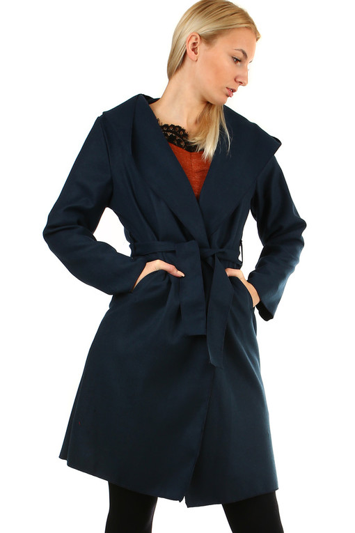 Longer women's coat with hood