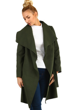 Womens coat / cardigan with belt and distinctive collar. Minimalistic cut with pockets without fastening and without