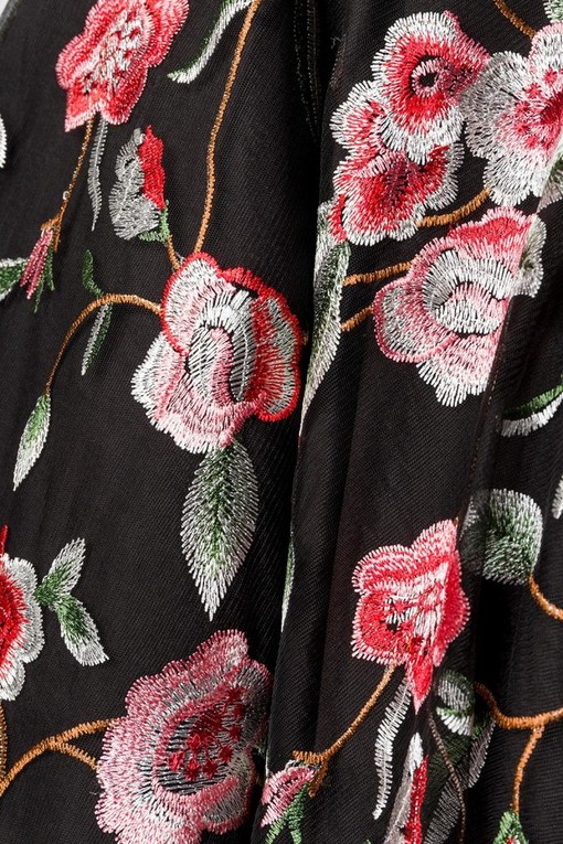 Retro dress spring embroidery