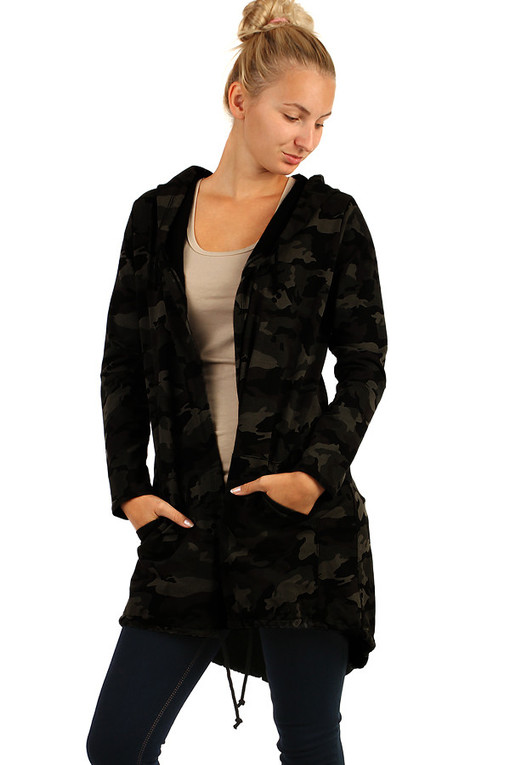 Long women's camouflage cardigan without closing