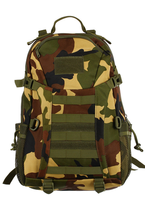 Practical backpack in army style one main compartment with zip fastening easy to reduce or enlarge thanks to the added zipper