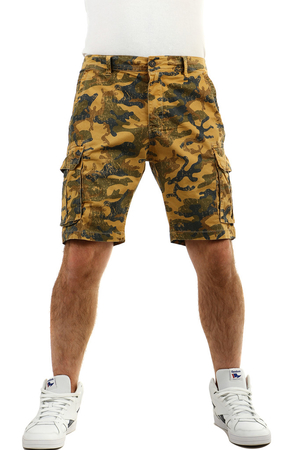 Men's camouflage shorts with pockets in length above the knees firm waist with zip fastening and button they have a total of