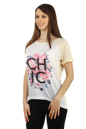 Fashionable t-shirt with trendy print. Rear part longer than front. Material: 95% viscose, 5% elastane