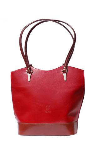Spacious leather bag with adjustable handle - strap suitable for the city and for travel. It can be set to a variant of a
