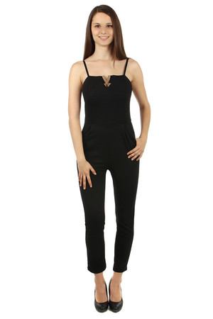 Black ladies' overall on hangers, with neckline adornment and zip fastening. On the side of your pocket. Import: Italy