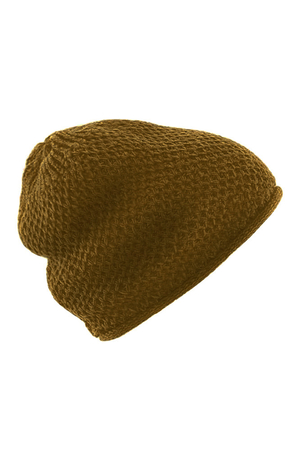 Knitted hat made of cotton and hemp, universal size. Size: 19-26 cm Imports: Germany Material: 62% cotton, 38% hemp