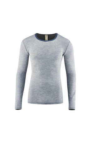 Functional long-sleeved T-shirt for men made of high-quality natural materials from the sustainable fashion collection of the