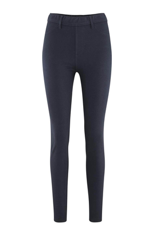 Universal women's leggings made of high-quality organic cotton from the German brand Living Crafts combine comfortable and