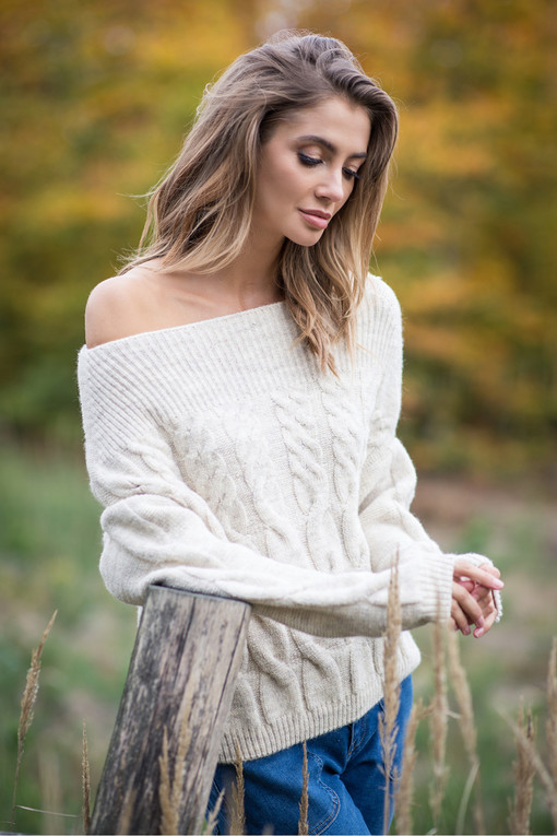 Women's mohair sweater with boat neck