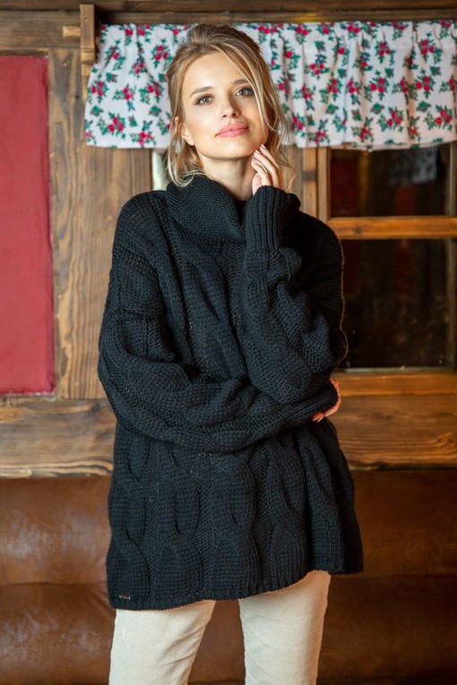 Women's oversized sweater with wool