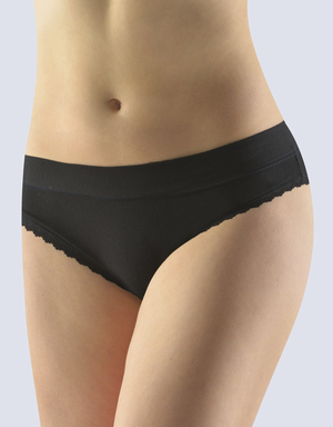 Classic women's panties made of high quality cotton from the Czech lingerie brand Gina. monochrome design normal waist height
